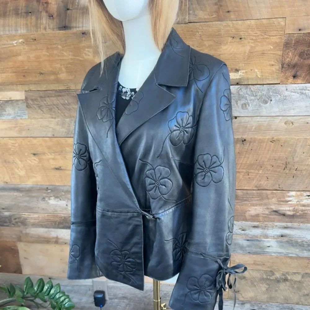 Oakwood vtg Lambskin Leather Jacket Asymmetrical Cut, Stitch Details, Chic Moto